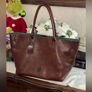 NWT Dooney Bourke Florentine chestnut Medium Russel Bag dust bag retail $498